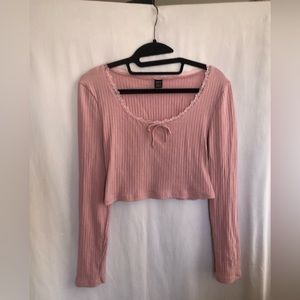 Baby pink long sleeve cropped shirt